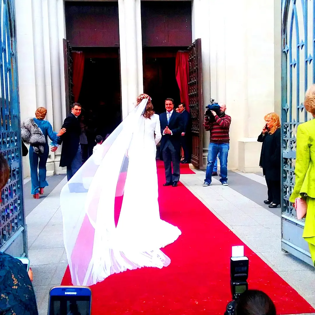alfombra roja 2 metros capilla colegio nuestra senora del pilar