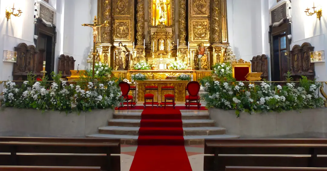 decoracion floral interior balaustradas parroquia santa teresa y santa isabel