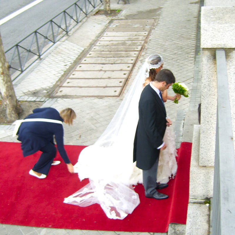 alfombra roja iglesia parroquial de san agustin 800x800