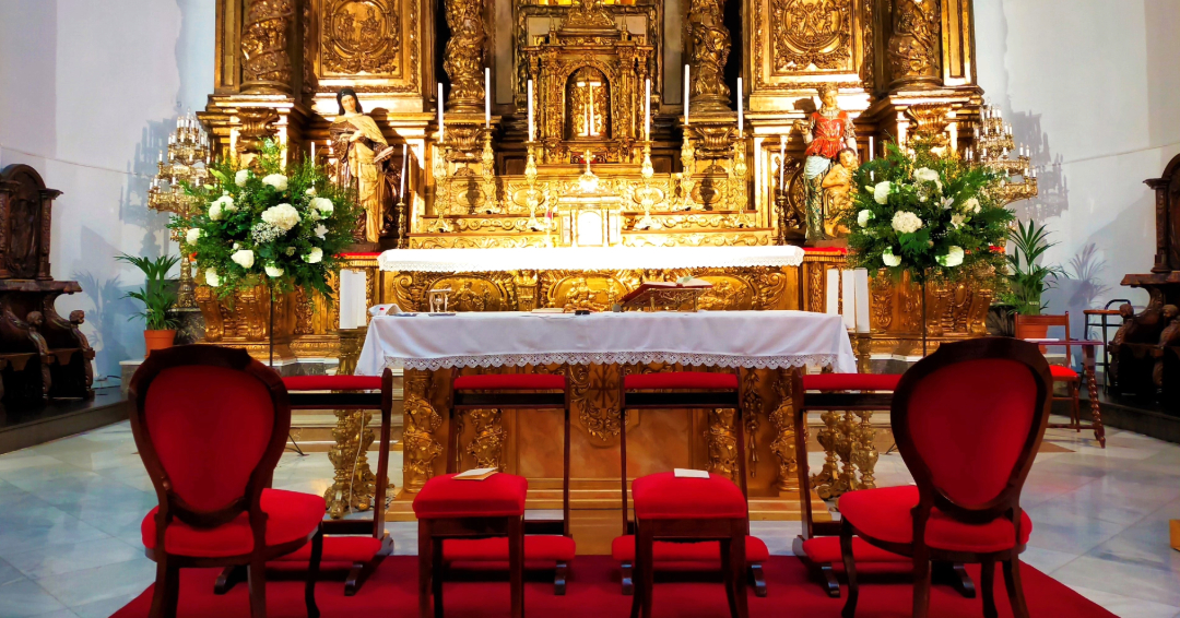 decoracion floral con hortensias parroquia santa teresa y santa isabel