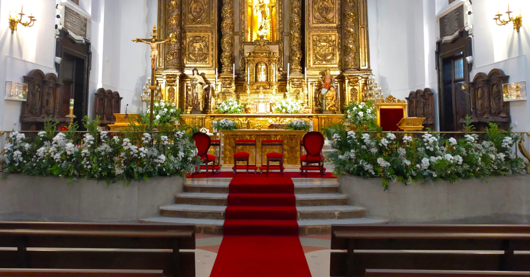 decoracion floral interior balaustradas parroquia santa teresa y santa isabel